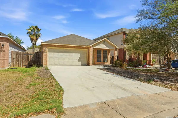 $180,000 | 6635 Hartnet Fields, Converse, TX 78109