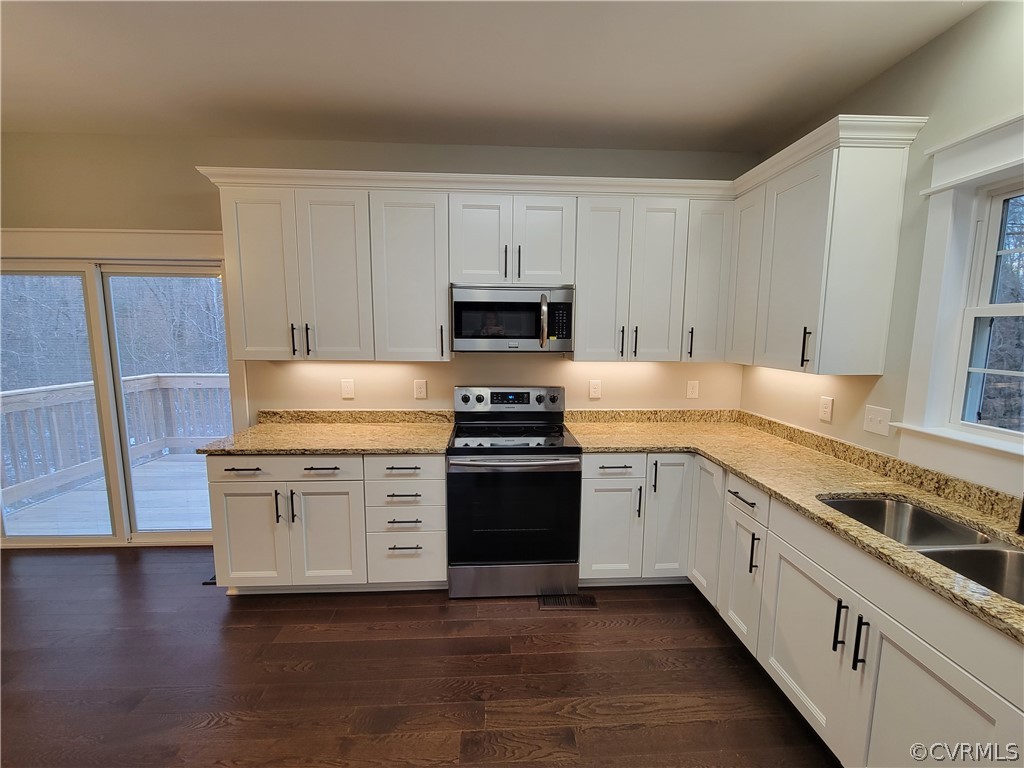 4901 Cartersville Road Powhatan, VA 23139 - Photo 5 of 46 Gallery Image 5