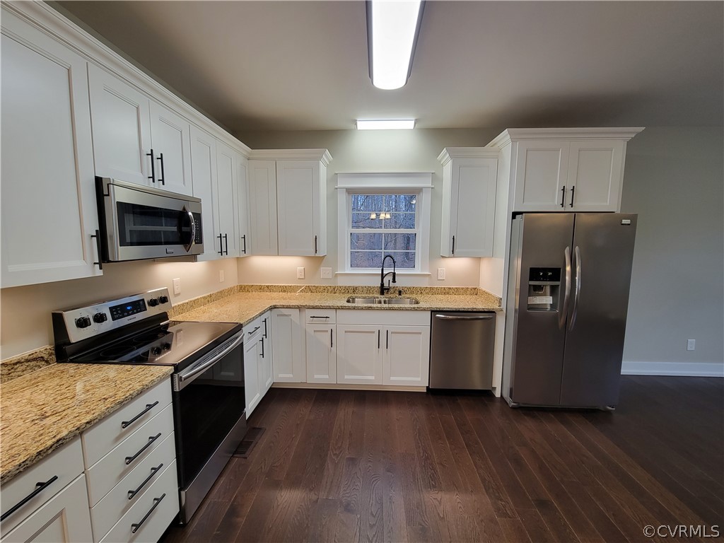4901 Cartersville Road Powhatan, VA 23139 - Photo 7 of 46 Gallery Image 7