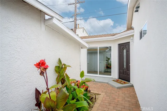 a view of a entryway