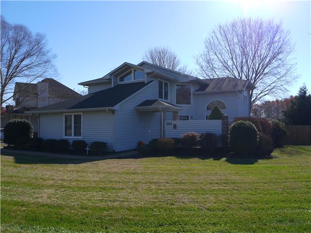 Welcome Home to 104 Breckenridge Road in Brookfield Estates Subdivision