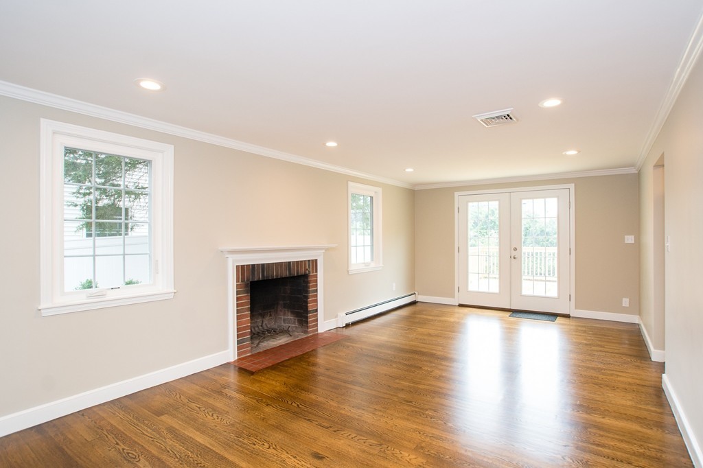 25 Virginia Road Waltham, MA 02453 - Photo 7 of 29 Gallery Image 7