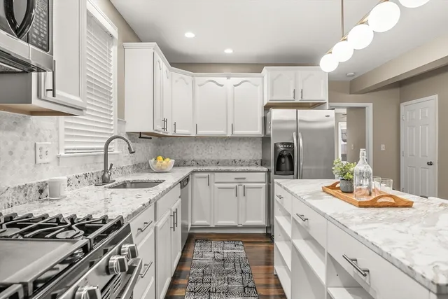 $3,300 | 77 Wheatland Street, Unit 2, Somerville, MA 02145