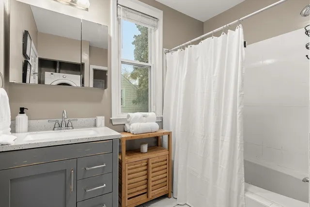 $3,300 | 77 Wheatland Street, Unit 2, Somerville, MA 02145