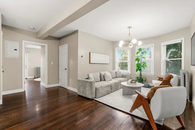 $3,300 | 77 Wheatland Street, Unit 2, Somerville, MA 02145