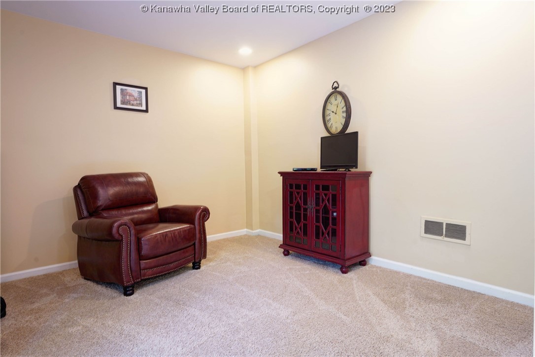 503 Woodcliff Road Charleston, WV 25314 - Photo 6 of 31 Gallery Image 6