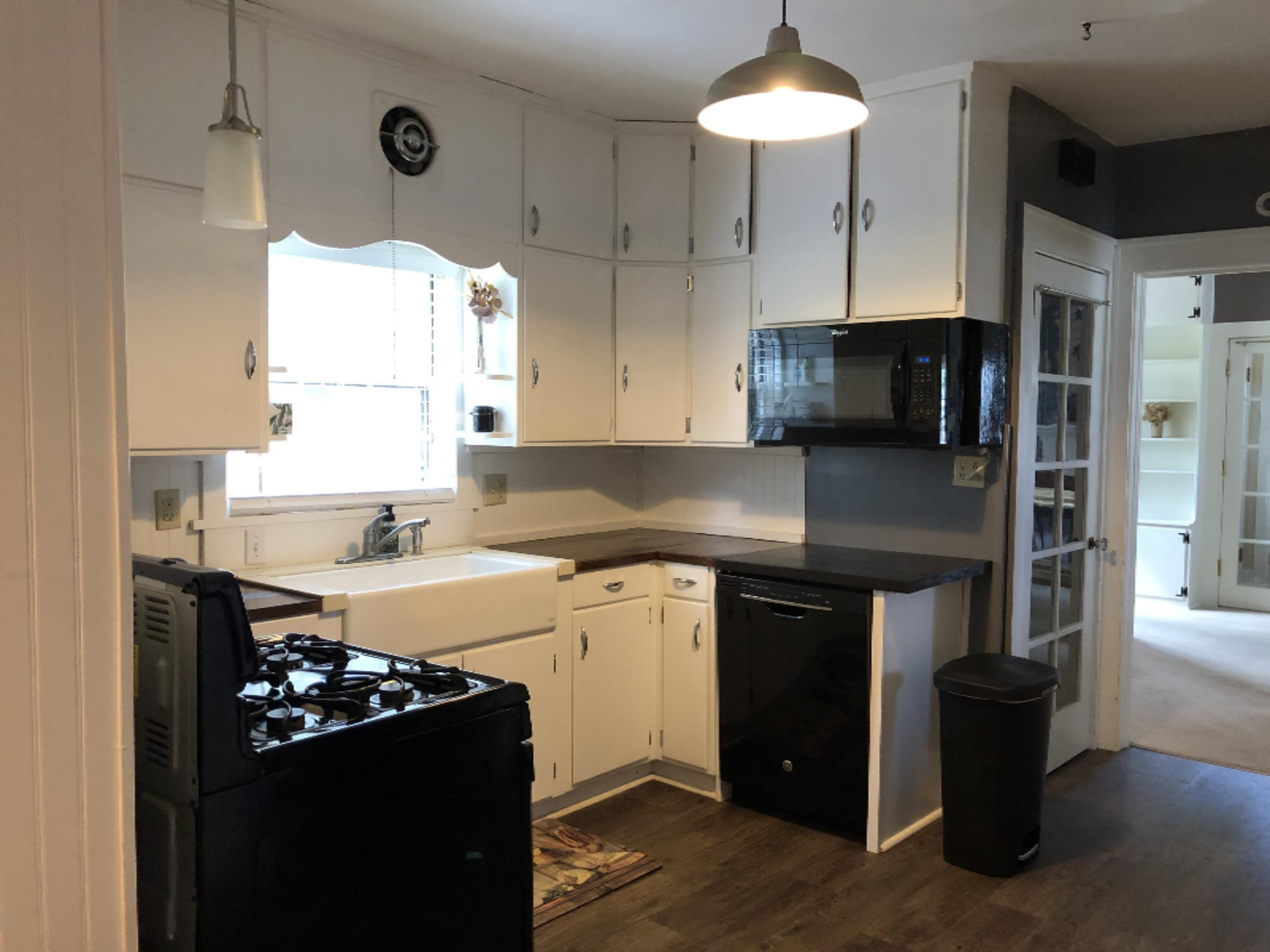 1015 North Main Street Three Rivers, MI 49093 - Photo 8 of 32 Kitchen