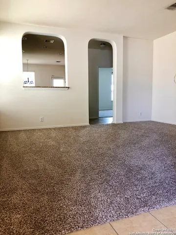 $1,800 | 10306 Floore Hollow, San Antonio, TX 78254