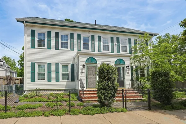 $2,050 | 36 Albion Street, Unit 1, Malden, MA 02148