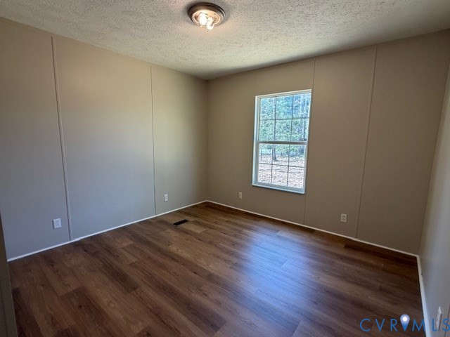 319 Ivy Road Howardsville, VA 24562 - Photo 8 of 19