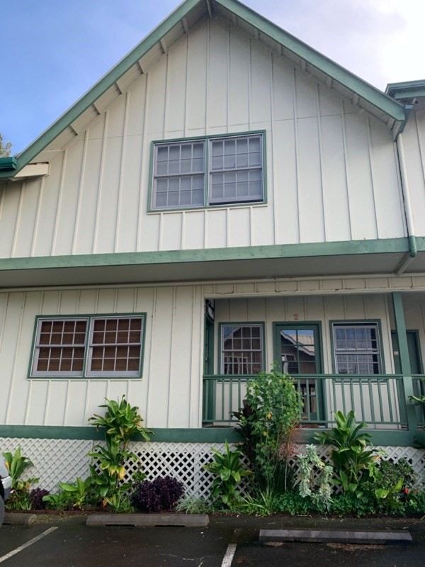651235a Opelo Road, Unit 5 Kamuela, HI 96743 - Photo 1 of 5 a view of a house with entryway
