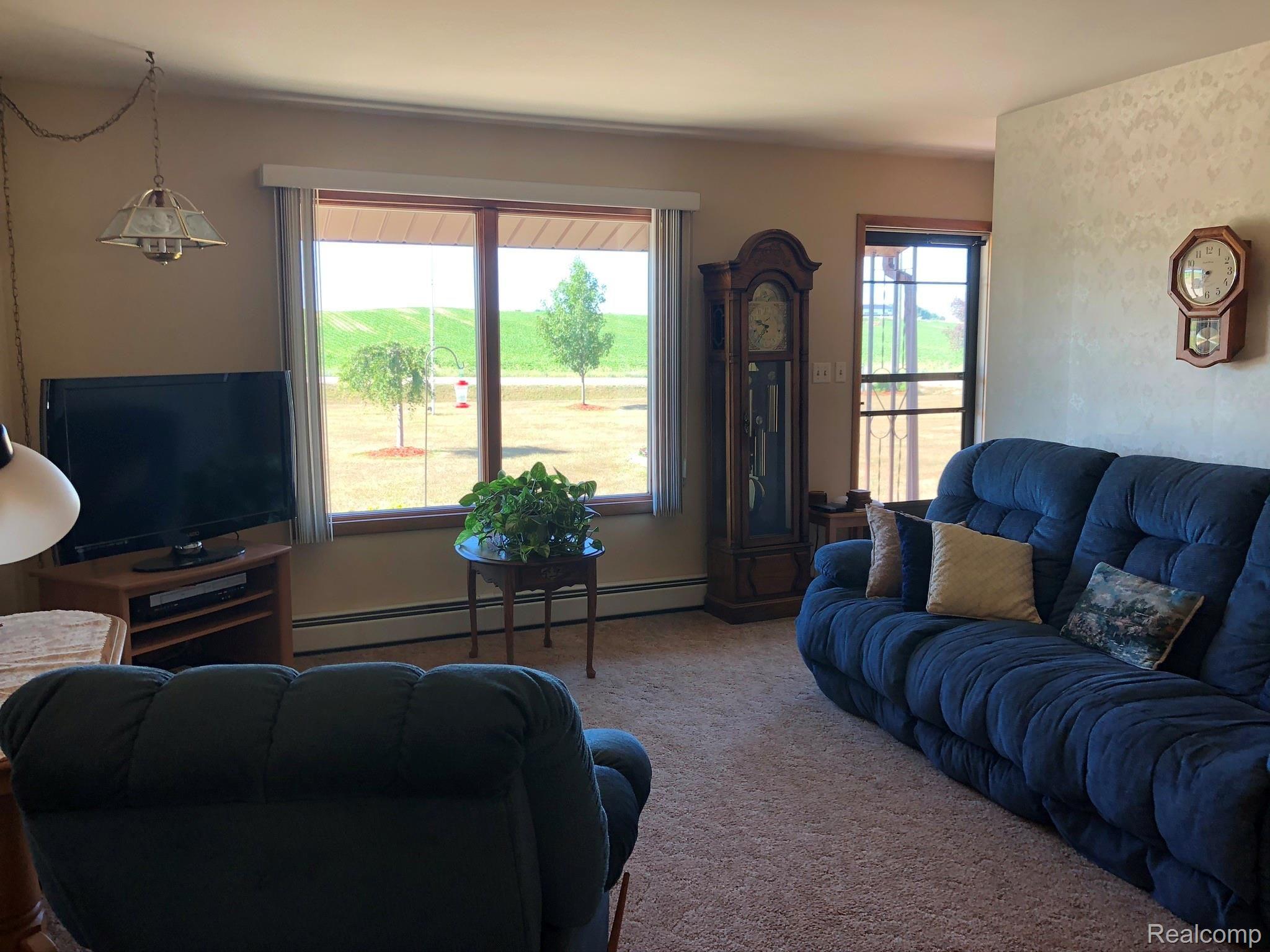 2121 Helena Road Bad Axe, MI 48413 - Photo 15 of 24 living room 2.JPEG