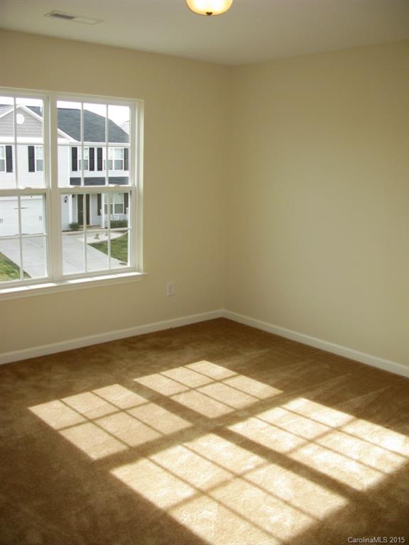 2312 Hart Road, Unit 3 Charlotte, NC 28214 - Photo 5 of 12 Gallery Image 5
