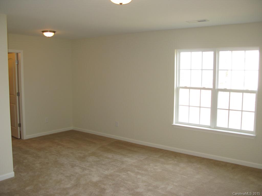 2312 Hart Road, Unit 3 Charlotte, NC 28214 - Photo 7 of 12 Gallery Image 7