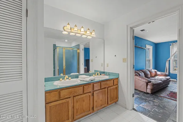 $450,000 | 5480 Polk Lane, Olive Branch, MS 38654