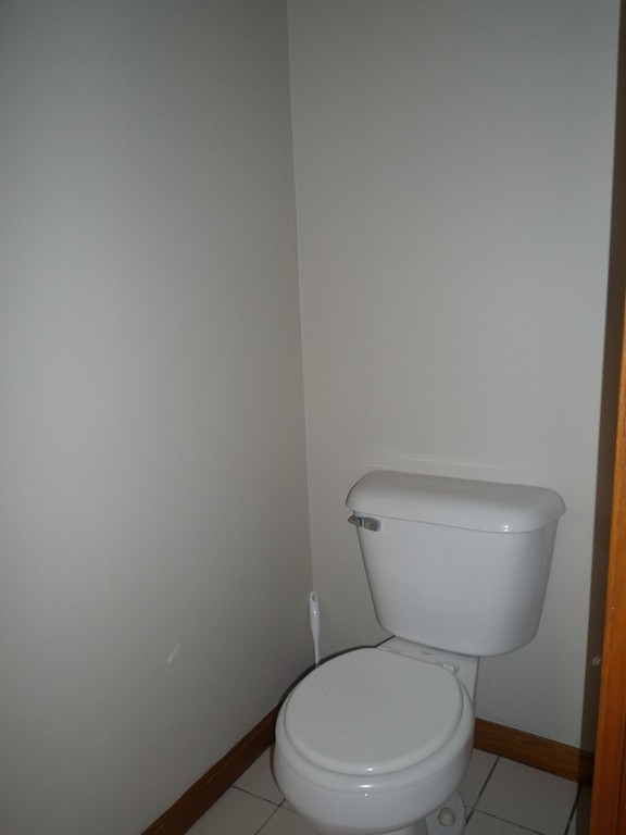 866 Cambridge Street Fall River, MA 02721 - Photo 18 of 21