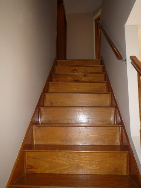 866 Cambridge Street Fall River, MA 02721 - Photo 9 of 21