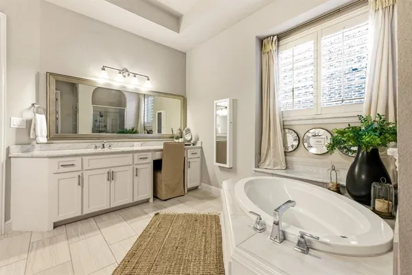 $1,239,000 | 5678 Highflyer Hills Trail, Frisco, TX 75036