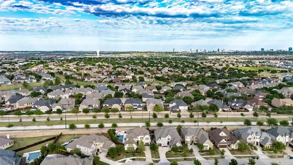 $1,239,000 | 5678 Highflyer Hills Trail, Frisco, TX 75036