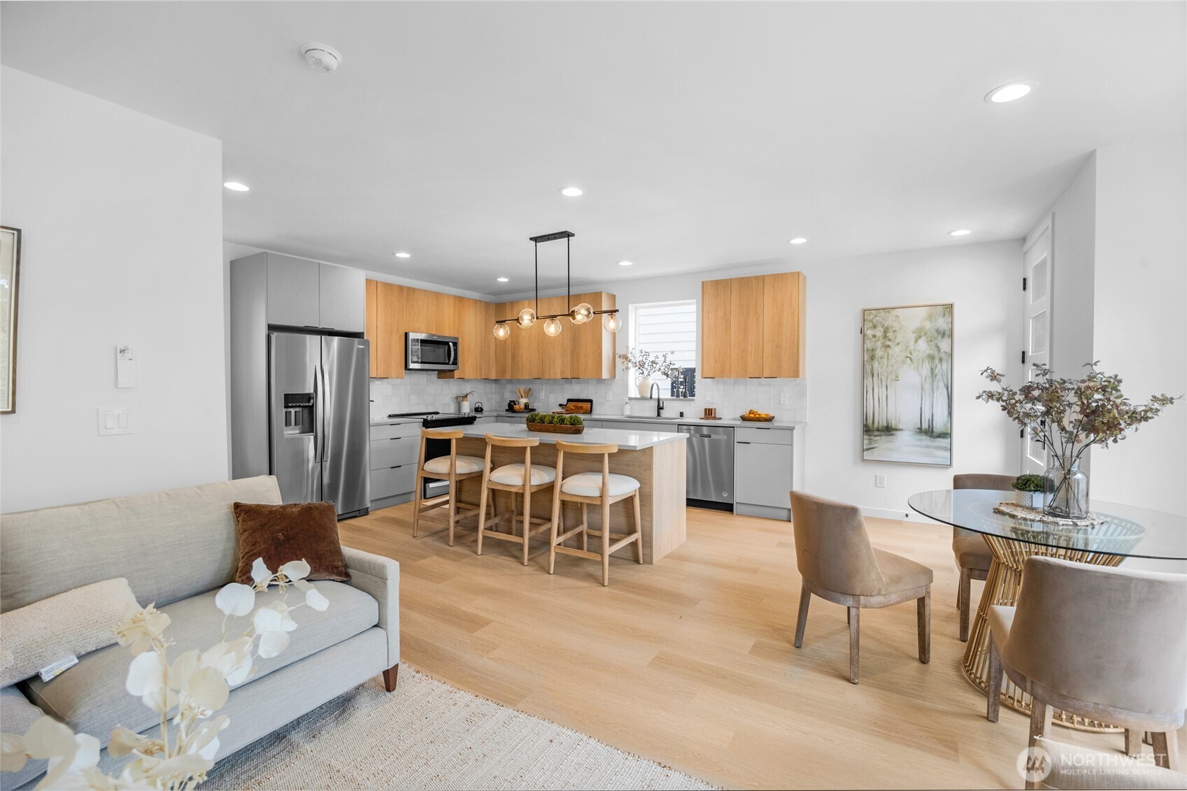 922 16th Avenue, Unit A Seattle, WA 98122 - Photo 11 of 29