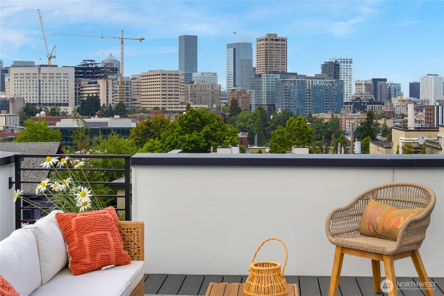 922 16th Avenue, Unit A Seattle, WA 98122 - Photo 26 of 29