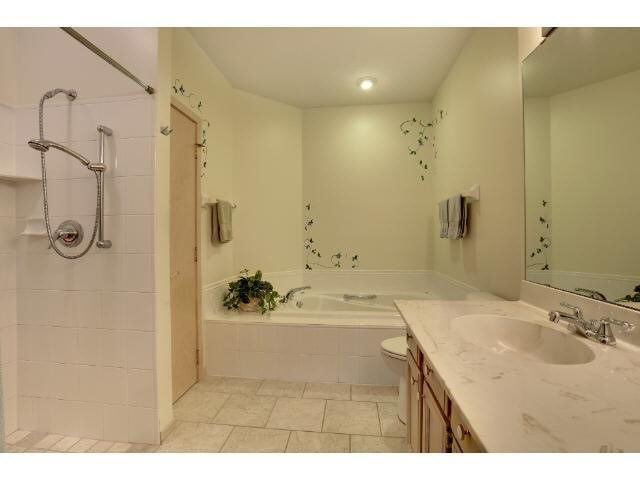 8949 Hilloway Road Eden Prairie, MN 55347 - Photo 12 of 18 Gallery Image 12