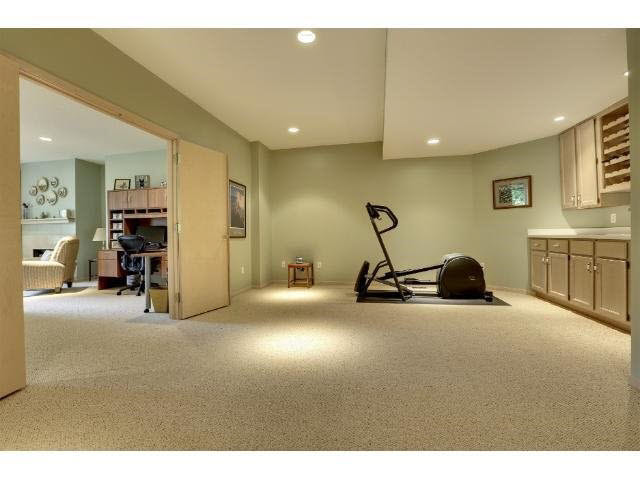 8949 Hilloway Road Eden Prairie, MN 55347 - Photo 15 of 18 Gallery Image 15