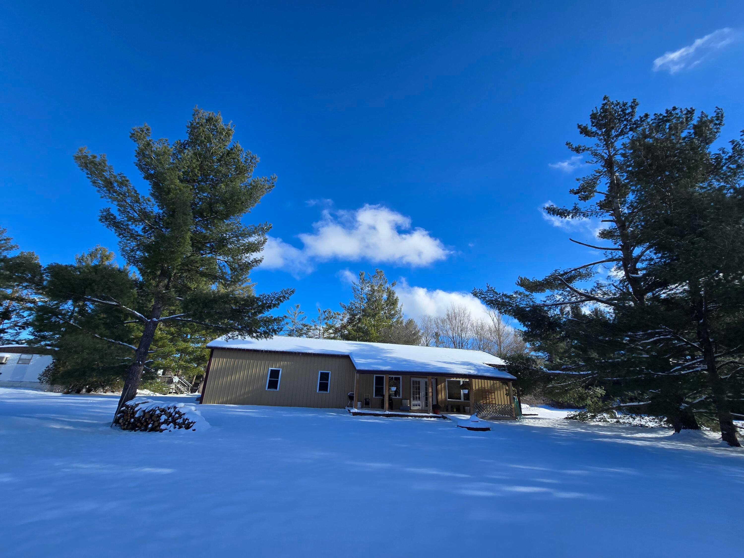 435 North Mt Tom Road Mio, MI 48647 - Photo 6 of 76 20251202_132028