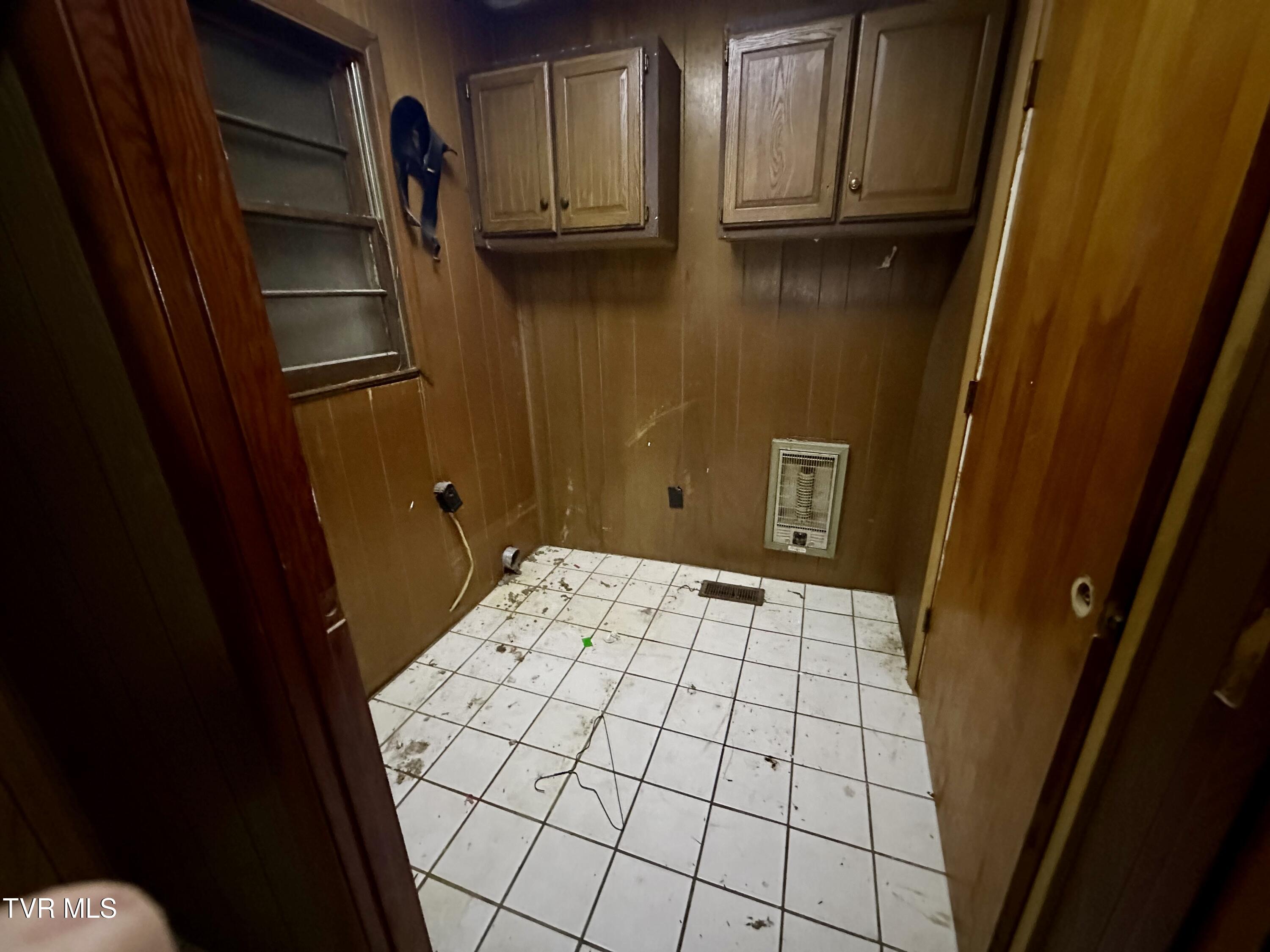 184 Hillcrest Road Bluff City, TN 37618 - Photo 7 of 18 7