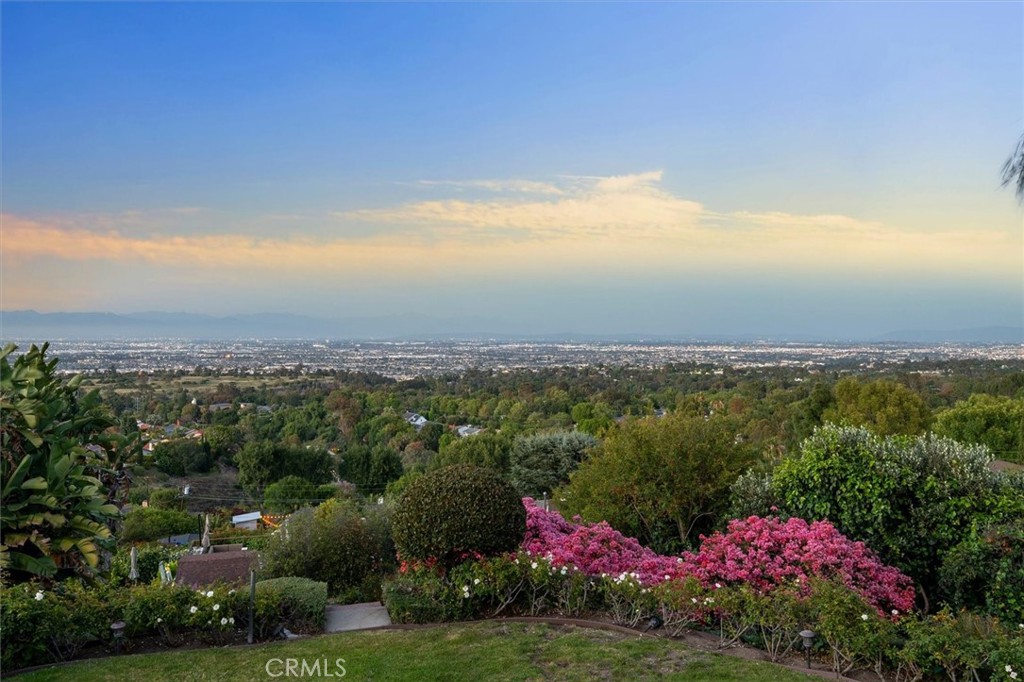 27310 Rainbow Ridge Road Palos Verdes Peninsula, CA 90274 - Photo 3 of 18