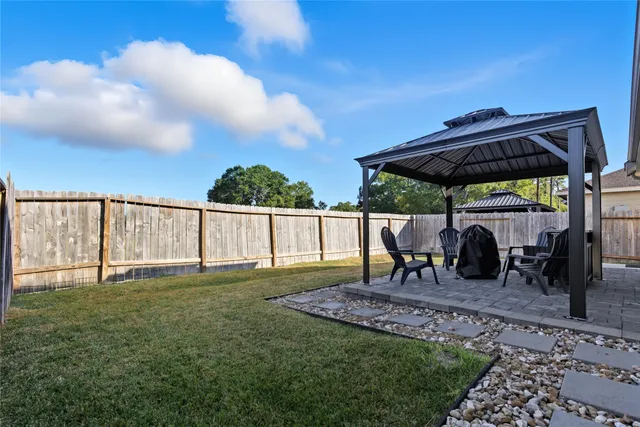 $340,000 | 4206 Tulip Oak Drive, Houston, TX 77068