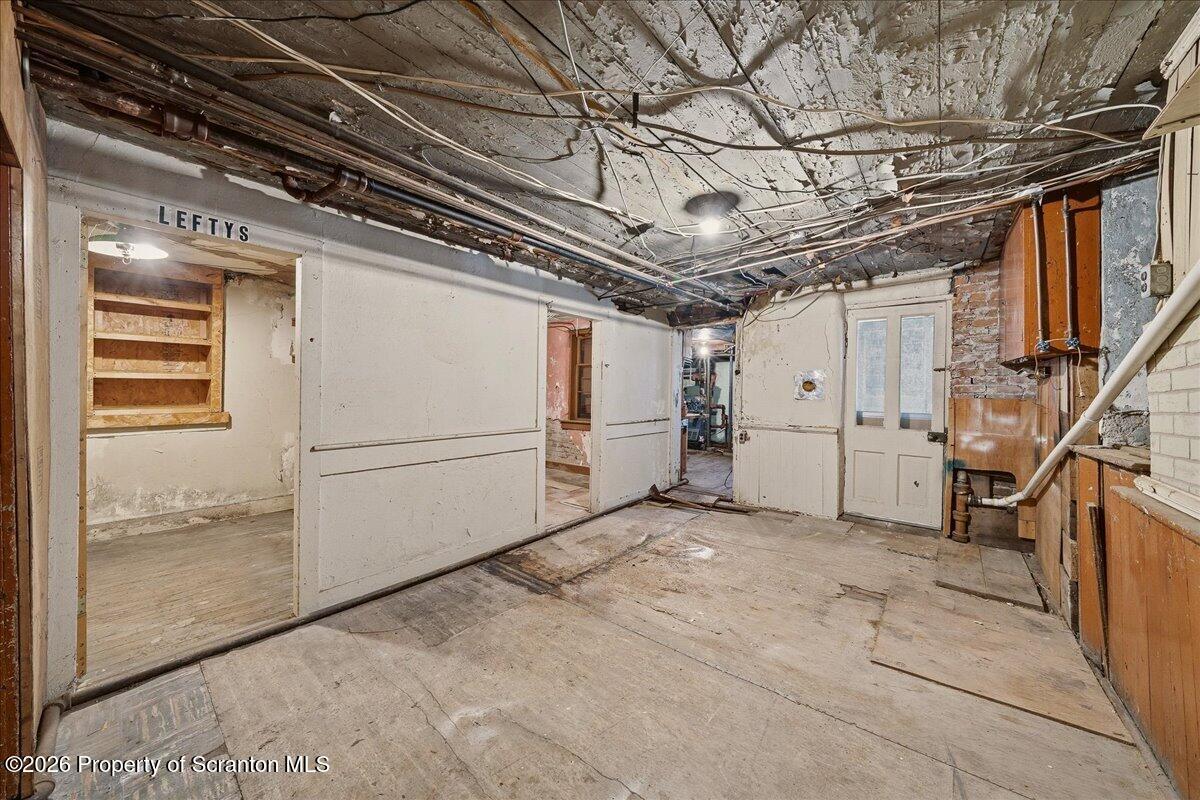 910-912 Hampton Street Scranton, PA 18504 - Photo 25 of 35 Basement