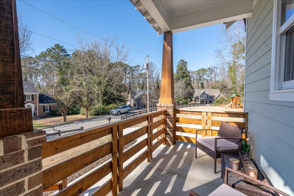 435 Walton Street Monroe, GA 30655 - Photo 5 of 52