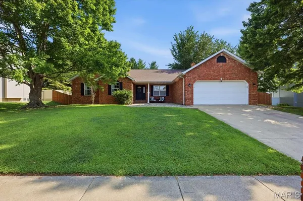 $399,000 | 166 Hodgens Mill Lane, O'Fallon, IL 62269