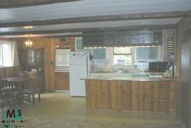 5214 Lakeshore Road Deckerville, MI 48427 - Photo 4 of 6 631956-3.JPG