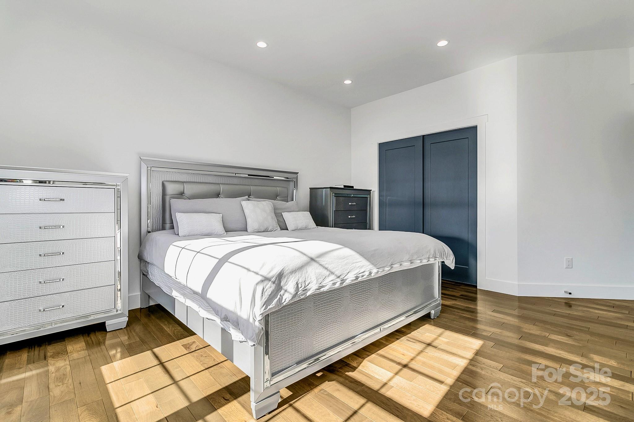 215 East Oakview Road Asheville, NC 28806 - Photo 22 of 42