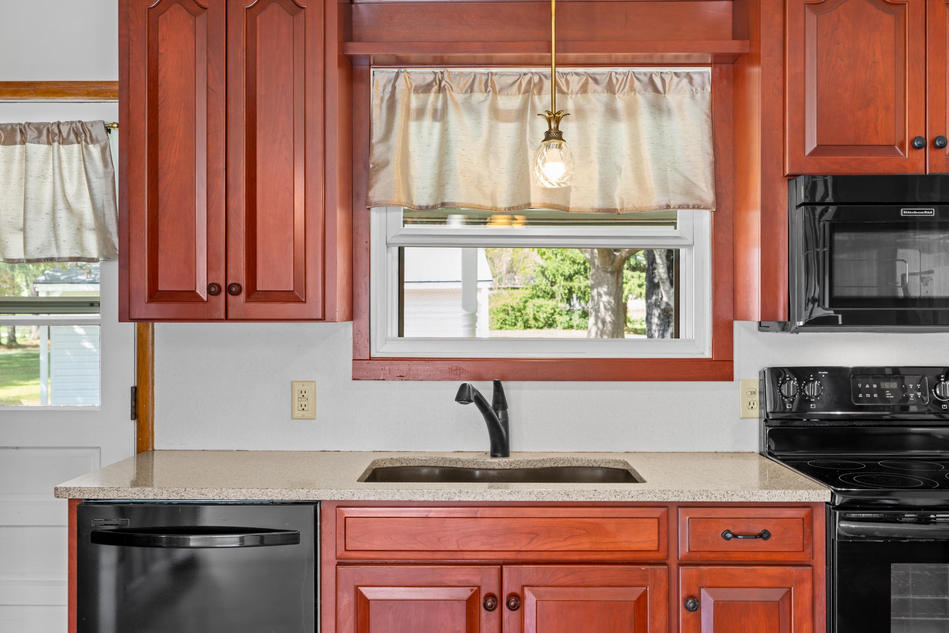 1070 Harman Road Harrisonburg, VA 22802 - Photo 12 of 55