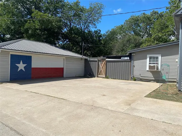 $350,000 | 818 East Elm Street, Hillsboro, TX 76645