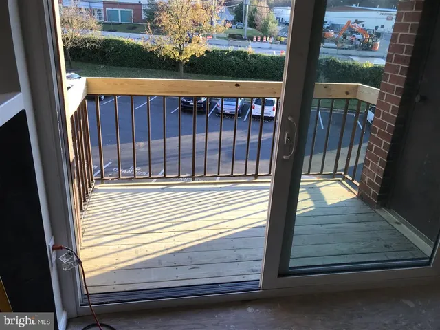 $201,900 | 118 Mountain Road, Unit 3A, Glen Burnie, MD 21060