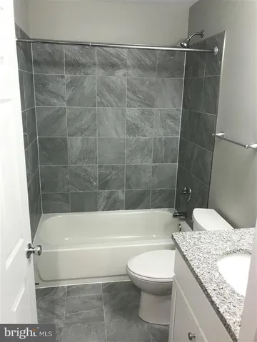 $201,900 | 118 Mountain Road, Unit 3A, Glen Burnie, MD 21060