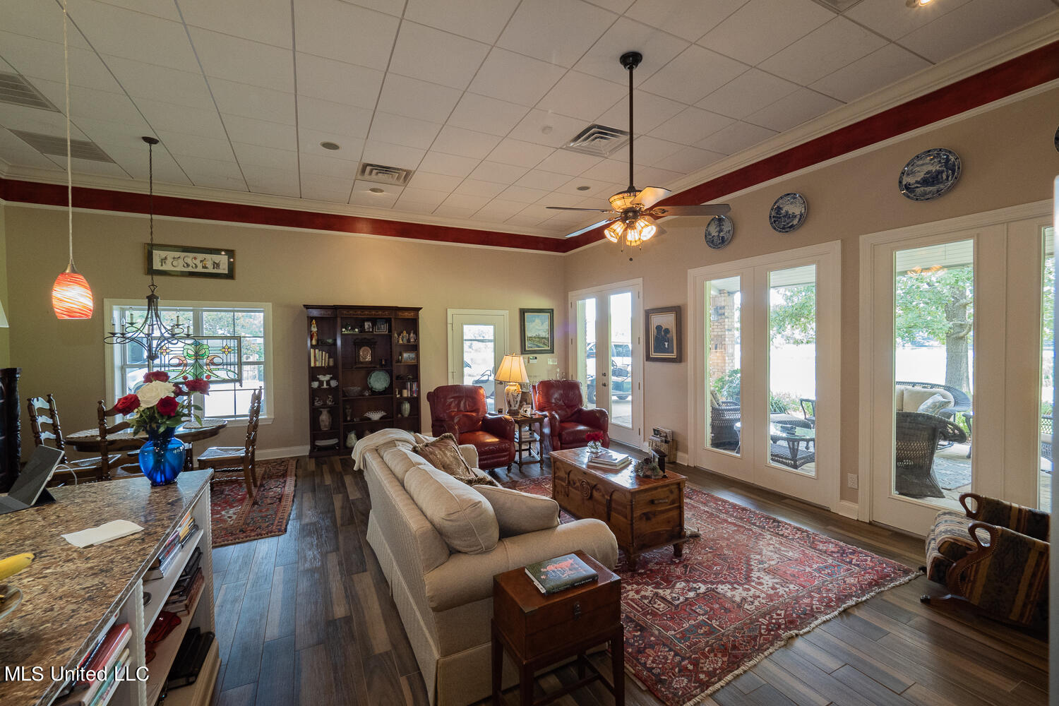 6300 Highway 22 Edwards, MS 39066 - Photo 11 of 54 Owner's Apartment-2