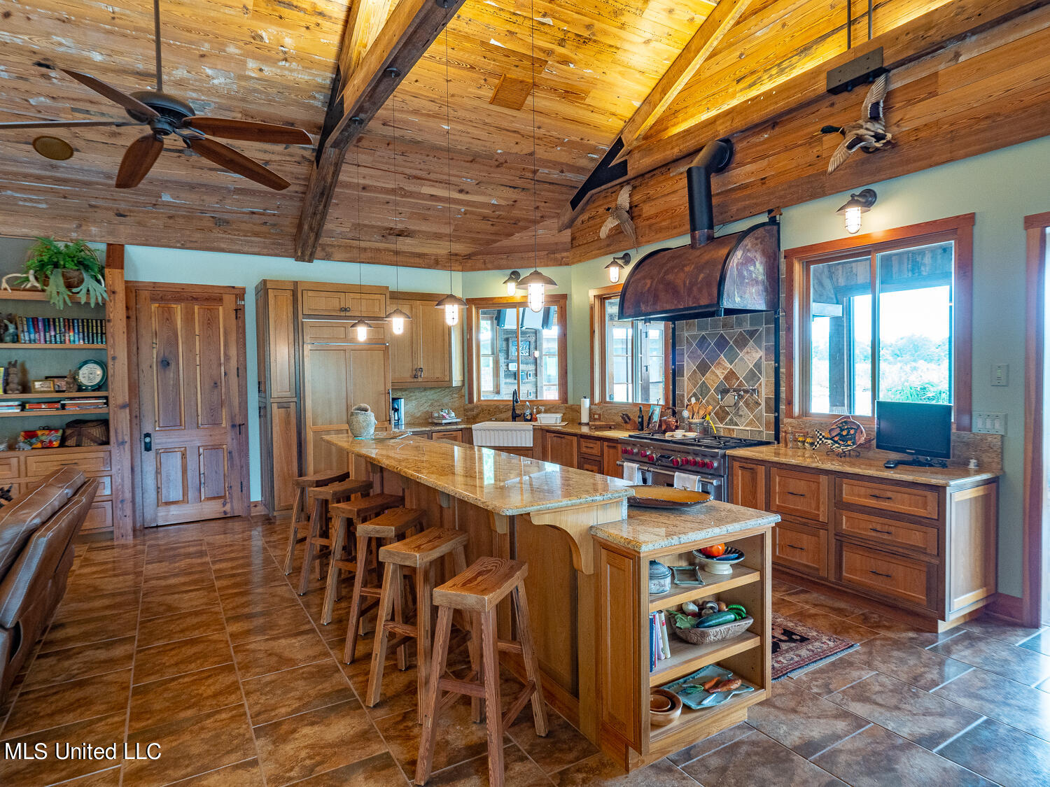 6300 Highway 22 Edwards, MS 39066 - Photo 33 of 54 Lake House-6231158