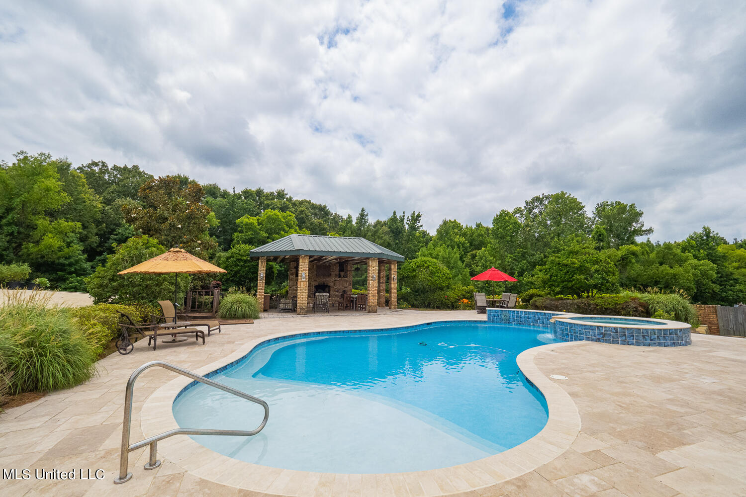 6300 Highway 22 Edwards, MS 39066 - Photo 47 of 54 Pool-6231263