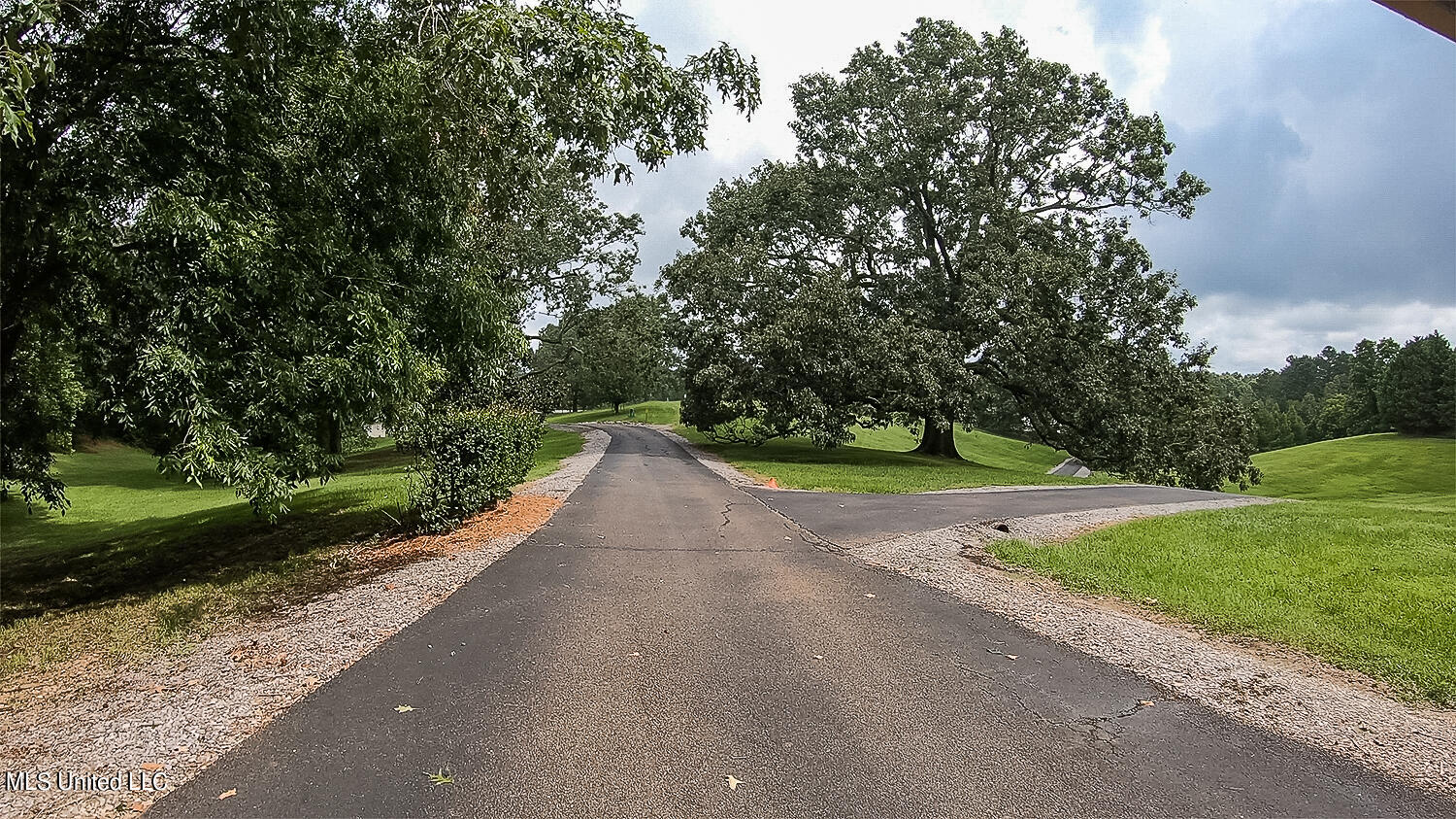 6300 Highway 22 Edwards, MS 39066 - Photo 52 of 54 20210804-Front Gate Entrance