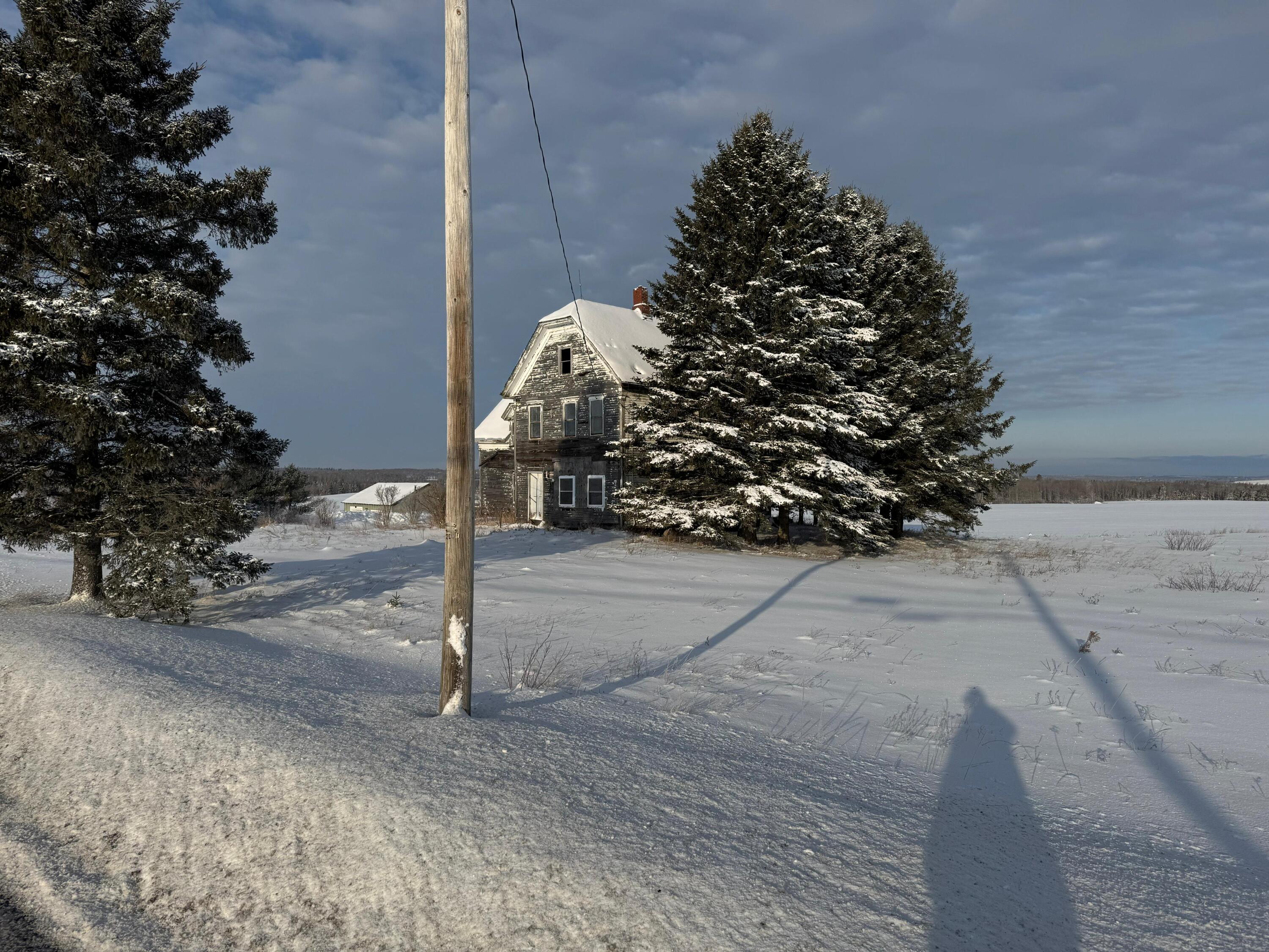 1421 State Road Mapleton, ME 04757 - Photo 2 of 2 Outdoor