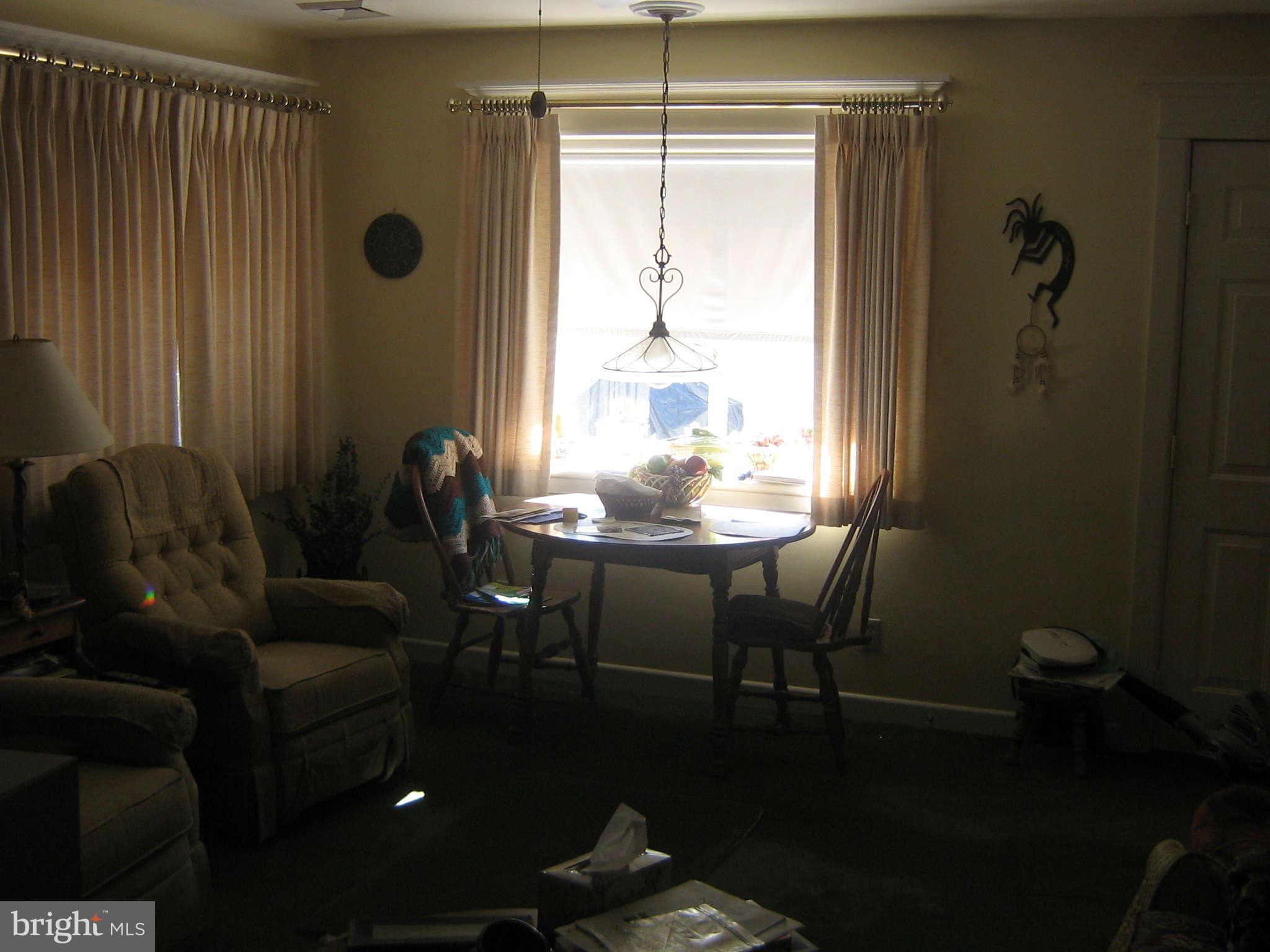 2811 Homecrest Circle Silver Spring, MD 20906 - Photo 15 of 30 Family Room