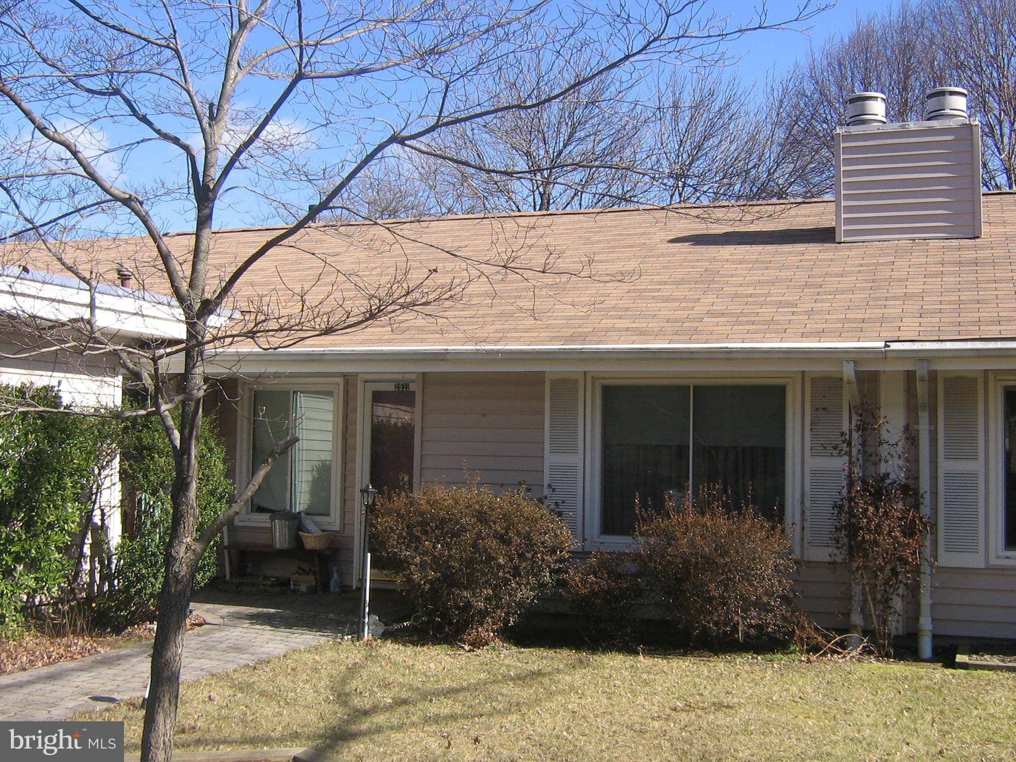 2811 Homecrest Circle Silver Spring, MD 20906 - Photo 4 of 30 Exterior (Front)