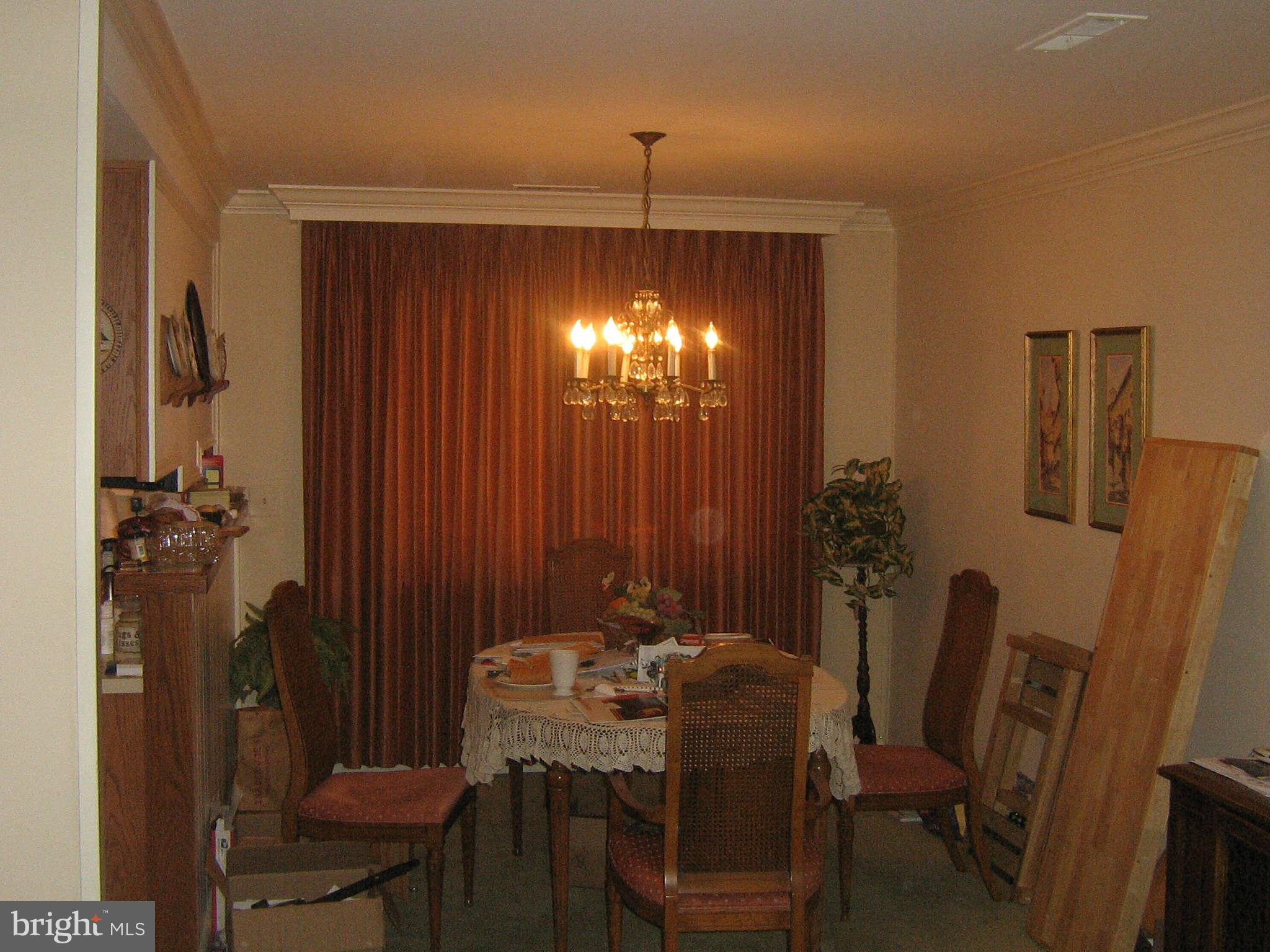 2811 Homecrest Circle Silver Spring, MD 20906 - Photo 7 of 30 Dining Room