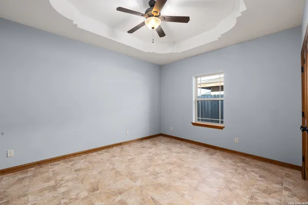 $275,000 | 898 Chapman Street, San Benito, TX 78586
