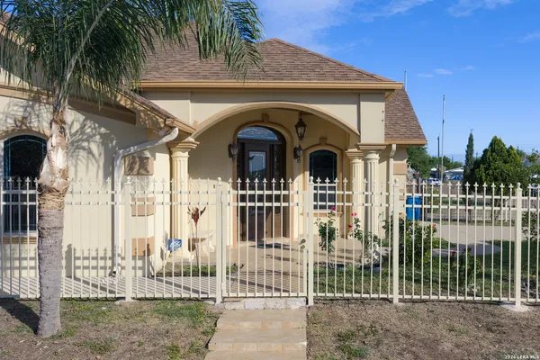 $275,000 | 898 Chapman Street, San Benito, TX 78586